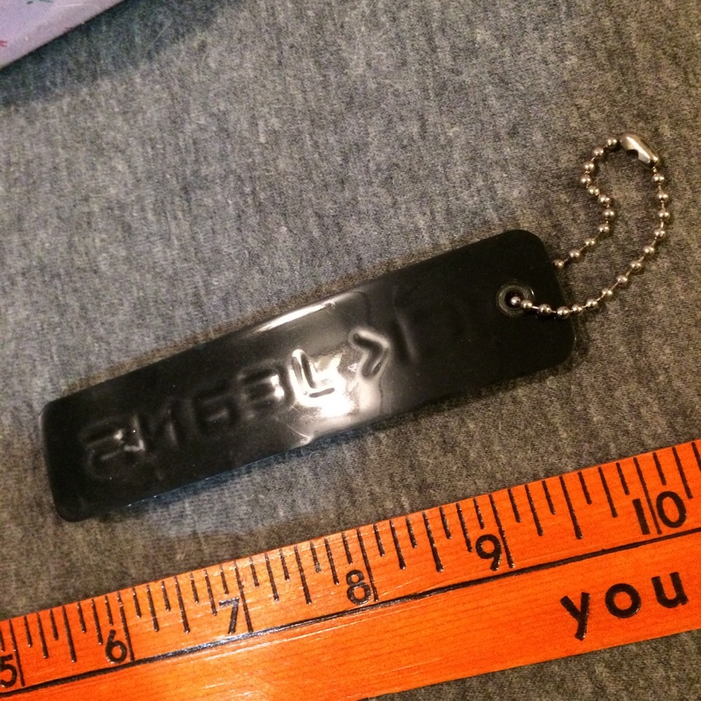 Set Of 4 Keychains - image 6